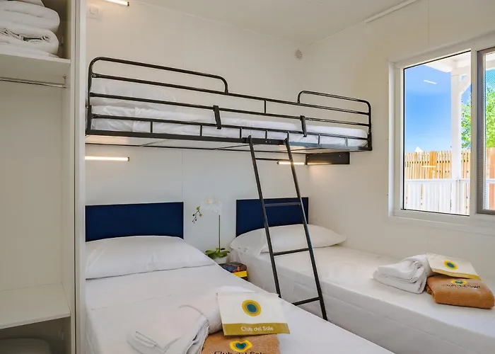 Camping Club Del Sole Pini Boutique Punta Marina