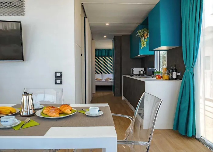 Club Del Sole Pini Boutique 4* Пунта-Марина