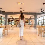 Club Del Sole Pini Boutique Punta Marina