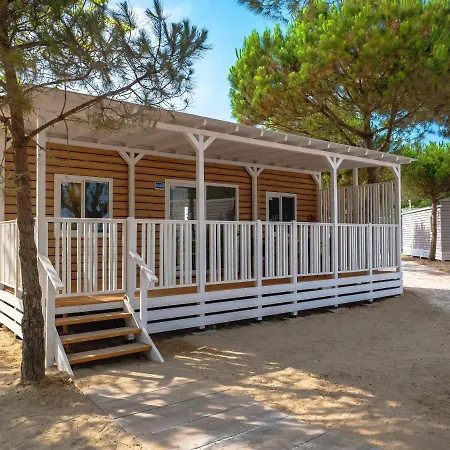 Club Del Sole Pini Boutique Campeggio