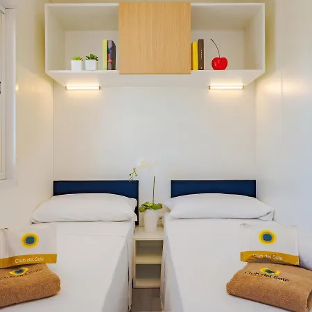 Club Del Sole Pini Boutique Camping 4*