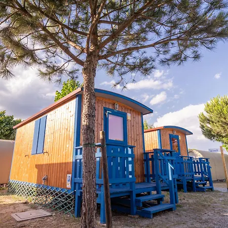 Club Del Sole Pini Boutique Campeggio