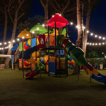 Club Del Sole Pini Boutique Punta Marina