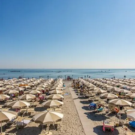 Campeggio Club Del Sole Pini Boutique