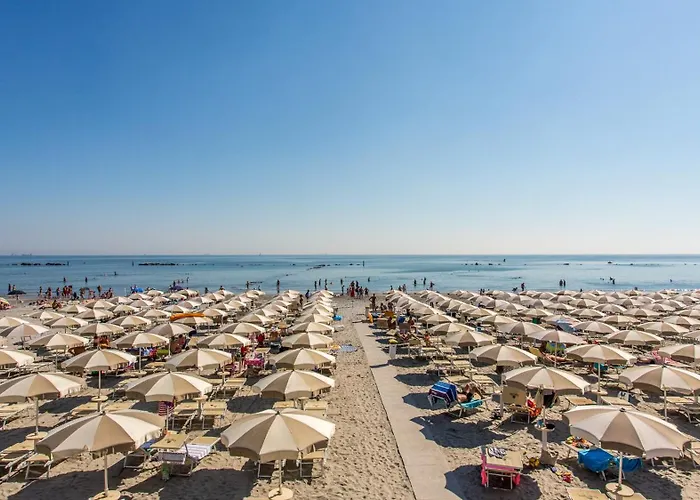 Club Del Sole Pini Boutique 4* Punta Marina